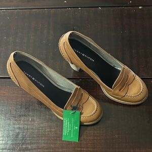Tommy Hilfiger Women’s Brown Penny Loafers